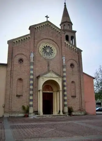 Photo de Church of Saint Lawrence Martyr in Gatteo