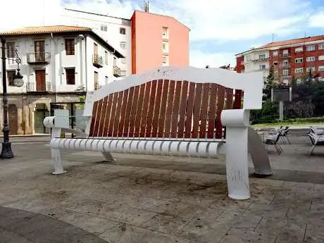 Photo de El Banco gigante