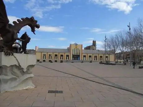 Biblioteca Can Casas - Llinars del Vallès