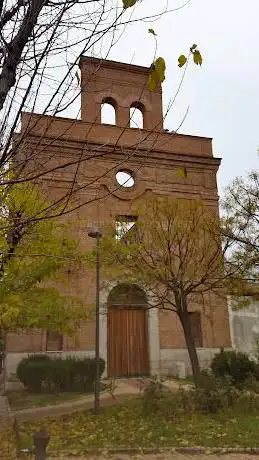 Photo de Iglesia de los Santos Justo y Pastor