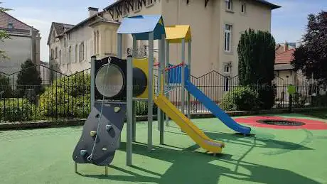 Terrain de Jeu
