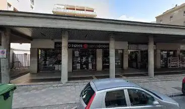 Photo de Area Funeraria Fuori Porta Decumana
