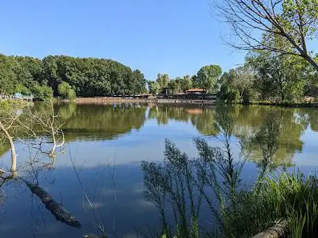 Photo de Laghetto Granieri