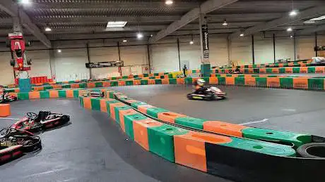AEROKART - Karting Chute Libre Indoor, Escape Game, Salle de Jeux Réalité Virtuelle
