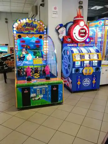 Photo de Cassanelli Giochi - Sala giochi