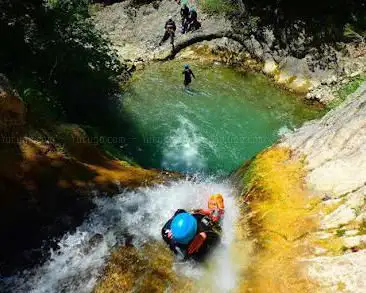 Photo de Outdoor canyoning