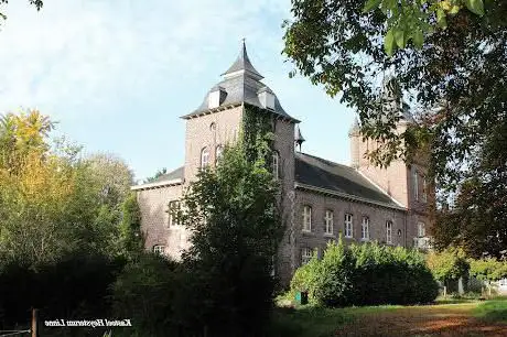 Heysterum castle