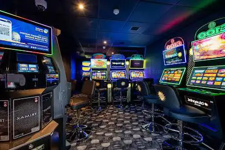 Photo de MERKUR Slots Southall