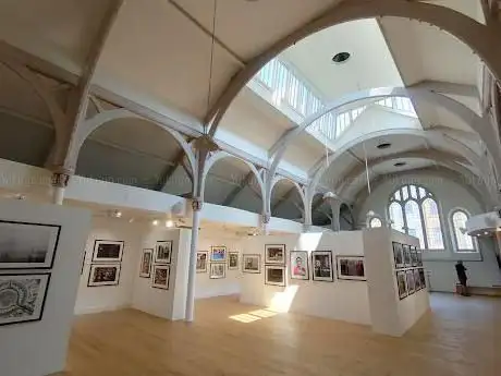 Ffotogallery Wales LTD