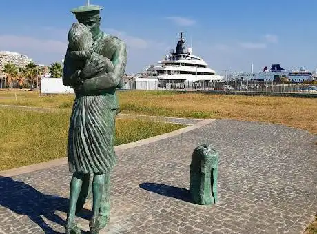 Photo de Bacio della memoria di un porto