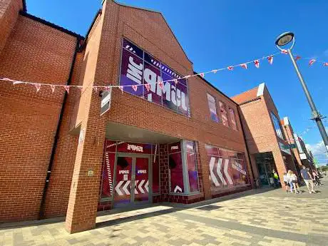 Jump Inc Beverley