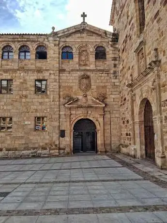 Photo de Seminario Diocesano (menor y mayor) San Atilano