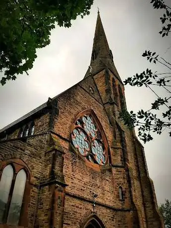 Photo de St Mary & St John R C Church