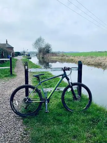 Photo de Old Canal Farm
