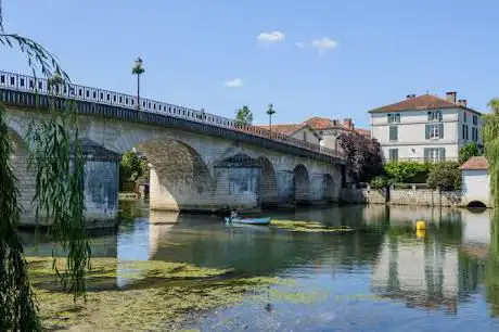 Photo de Office de Tourisme Destination Nord Charente - Antenne de Mansle