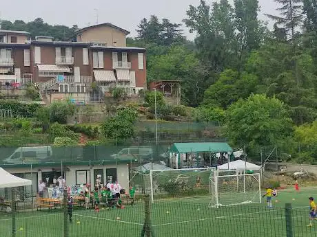 Photo de Campo di Calcio Comunale