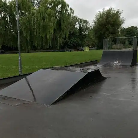 Photo de Berkhamsted Metal Skatepark