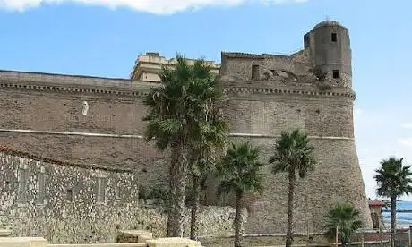 Photo de Borgo Medievale di Nettuno