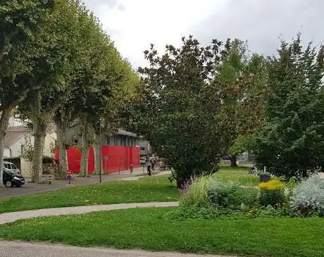 Photo de Parcde la Mairie de Villeuneuve-sur-Lot