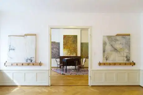 Five Gallery