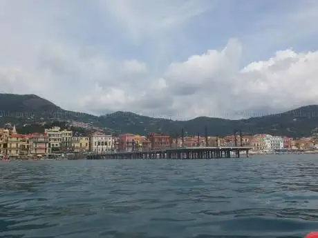 Photo de BAGNI MOLO ALASSIO
