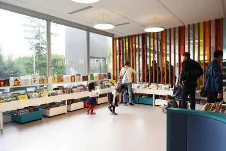 Bibliothèque Municipale Louis-Aragon