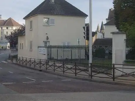 Photo de Tourist Office of Poissy
