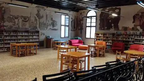 Photo de Biblioteca di San TomÃ