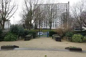 Photo de Square de la Porte de la Plaine