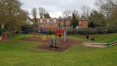 Photo de St Bartholomews Park