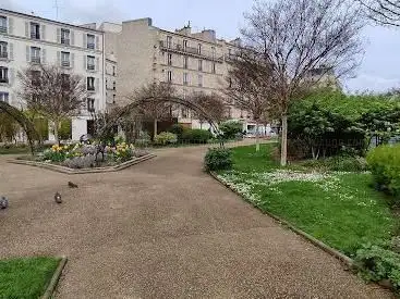 Photo de Jardin de la place Louis-Armstrong