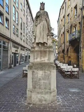 Statue of St. Louis