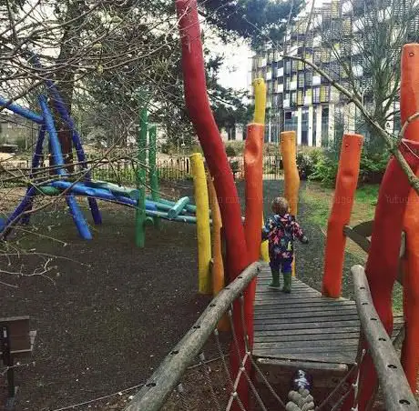 Photo de Wormholt Park Playground