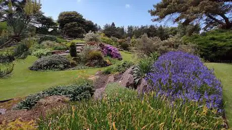 Photo de Royal Botanic Garden Edinburgh: East Gate