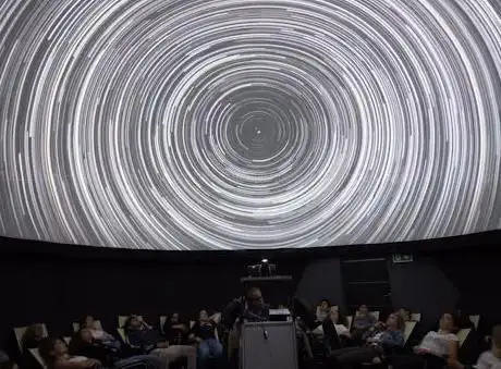 Le Dôme Planétarium