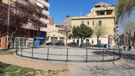 Pista municipal de patinaje con ruedas