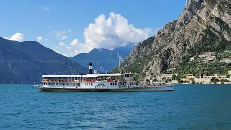 Photo de Garda Escursioni | Imbarco Limone sul Garda