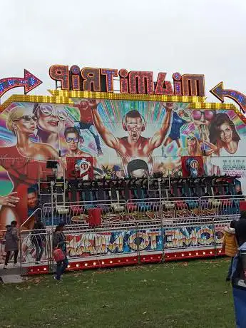 Photo de Byron Recreation Ground