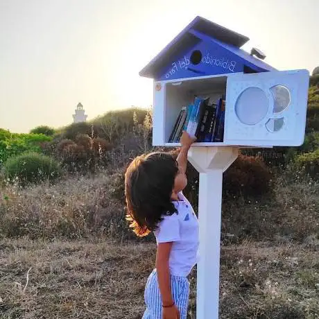 Little Free Library - Biblionido del Faro