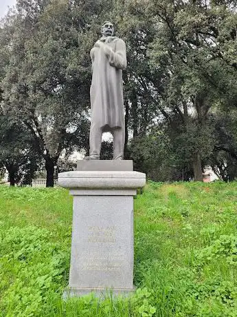 Photo de Statua di Ivan Vazov