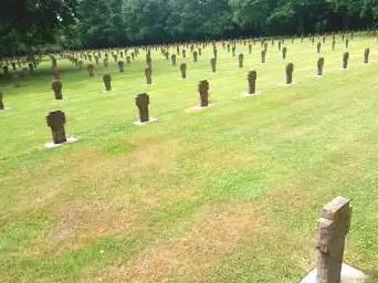 Photo de Commonwealth War Cemetary Lisieux