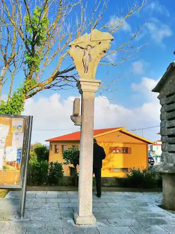 Igrexa da Nosa Señora do Carmo de Aguiño