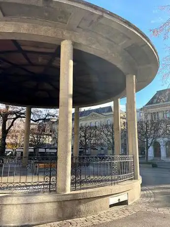 Pavillon de la Place Georges-Python