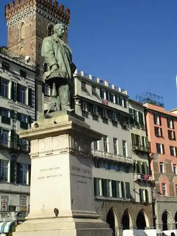 Monumento a Raffaele Rubattino.