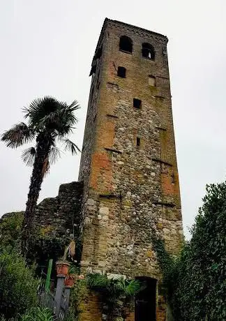 Torre campanile