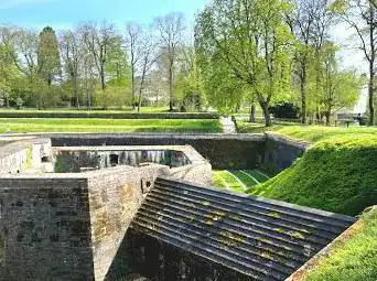 Photo de Lambert Redoubt