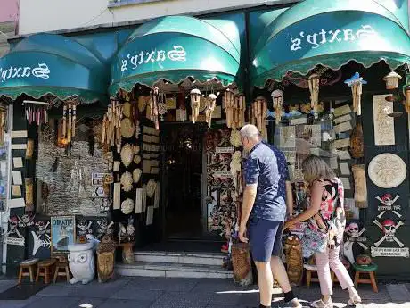 Saxty's Art and Crafts