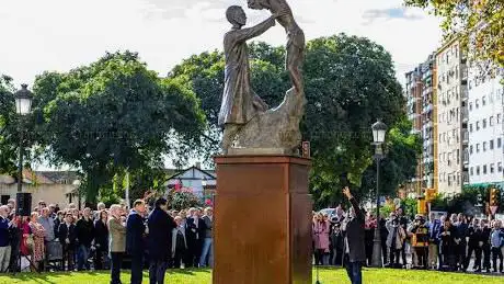 Escultura Antonio León Ortega