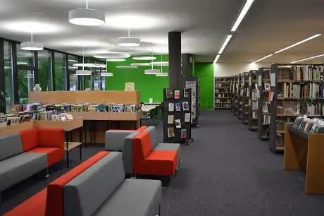 Bibliothèque de Pully