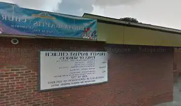 Photo de Trinity Baptist Church ~ West Norwood